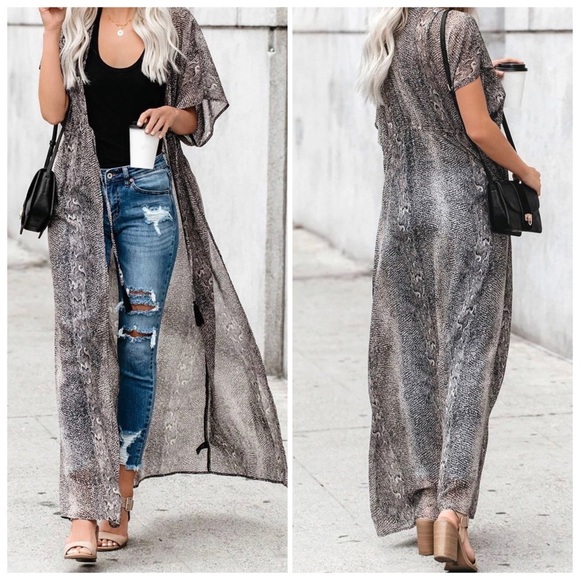 NEW‼️ Gray Printed Duster - Kimono cardigan - Picture 3 of 4